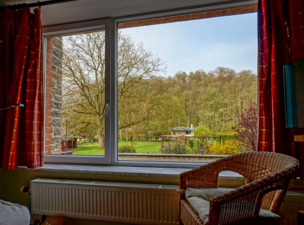 Cost of Fiberglass Window Repair in Mechanicsburg